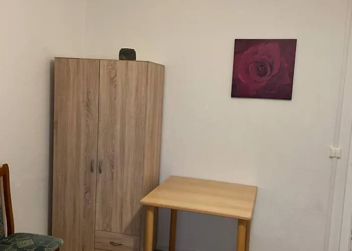 Helle Monteurwohnung In Dessau *